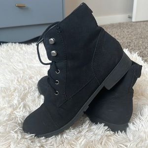 Madden girl black lace up boots